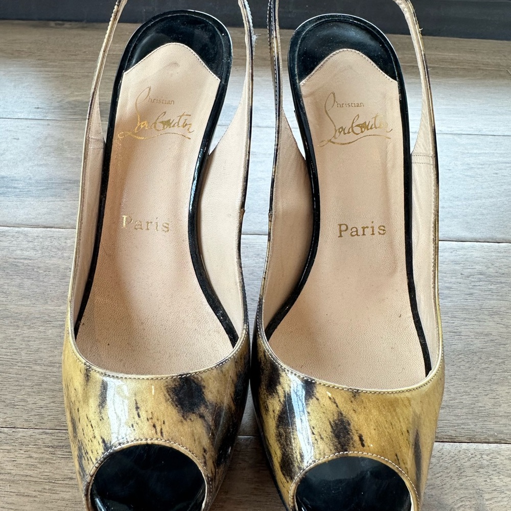 Christian Louboutin Women's Black and Tan Peep-Toe Shoes